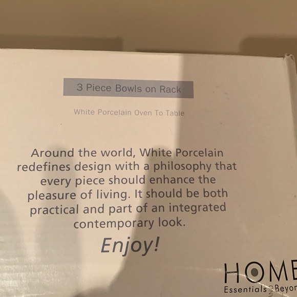 3  white porcelain  bowls with rack . - Picture 4 of 7